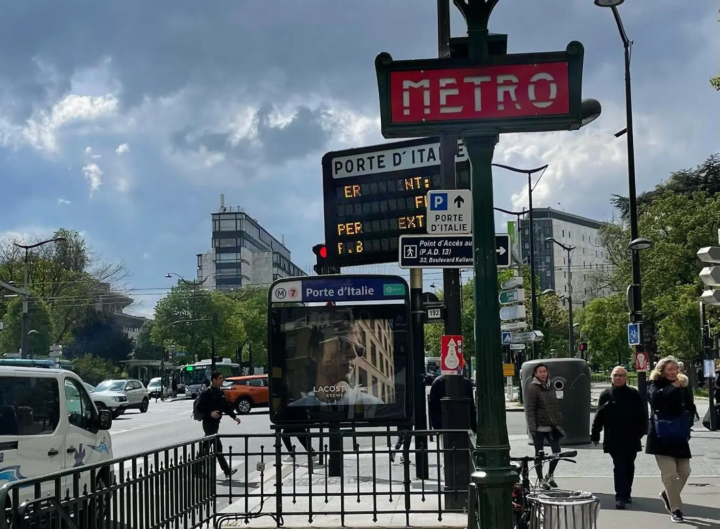 Charmant 2 Pieces, Paris Porte D'Italie Metro Lignes 7 Et 14, Tramway Ligne T3A Le Kremlin-Bicetre 0*,  France